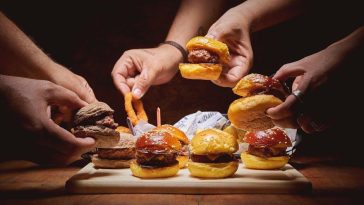 How to Make Juicy Sliders for Your Next Party