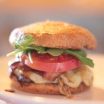 Homemade cheeseburgers vs. restaurant versions