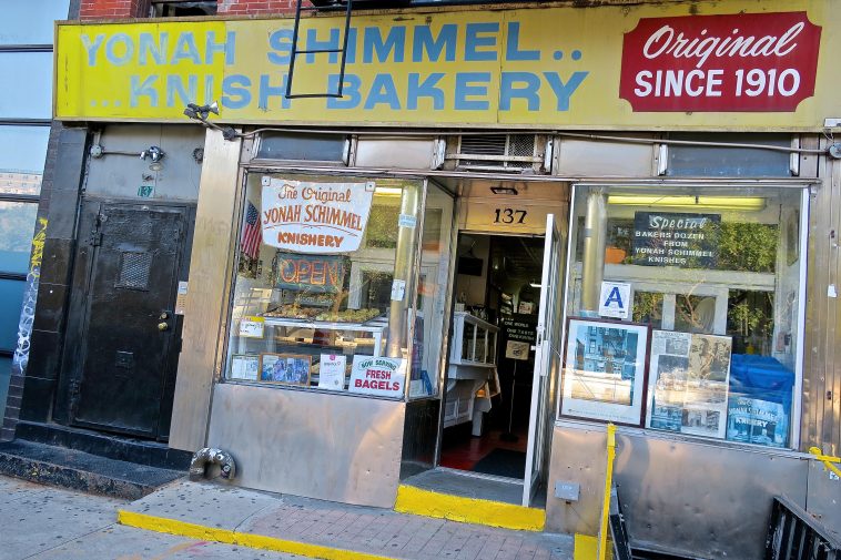 Family-owned restaurants for authentic experiences in Chicago