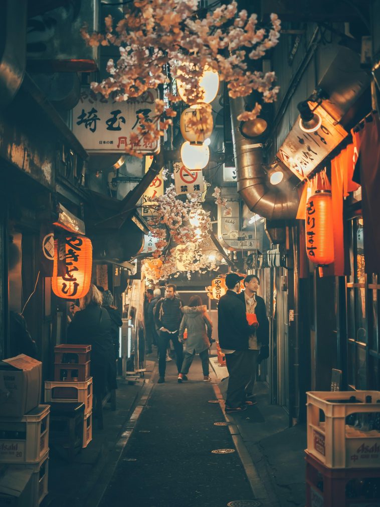 Does Fast Casual Diminish the Dine-In Experience in Tokyo