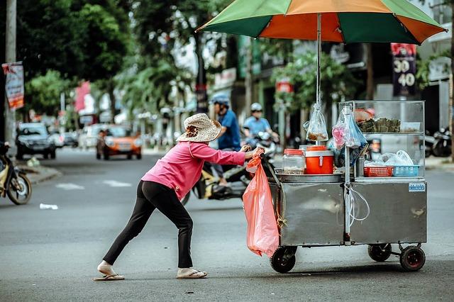 How Safe Are Unregulated Street Food Vendors in Bangkok