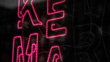 Is It Fair to Charge for Tap Water in Los Angeles Restaurants