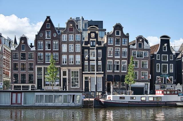 A Guide to Amsterdams⁢ Most Inviting Cafe Ambiences