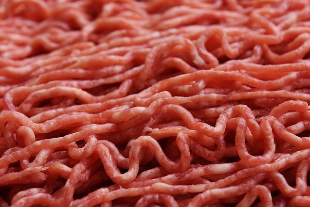 Selecting the Right Cut: Choosing Quality Brisket for Smoking