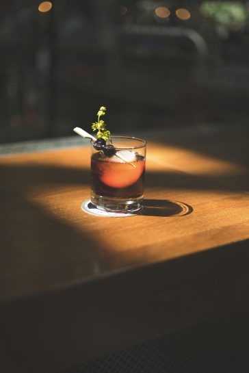 The Real Bargain In Between Power Consume Alcohol Customers and also suppliers