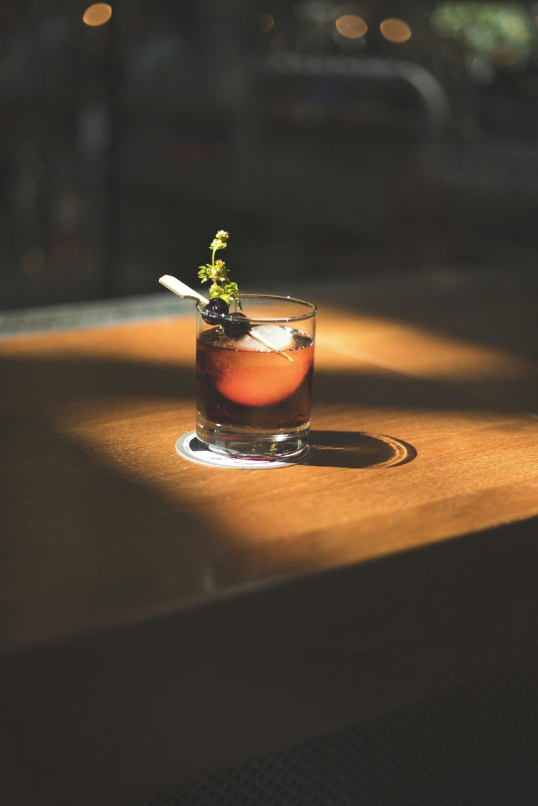 The Real Bargain In Between Power Consume Alcohol Customers and also suppliers