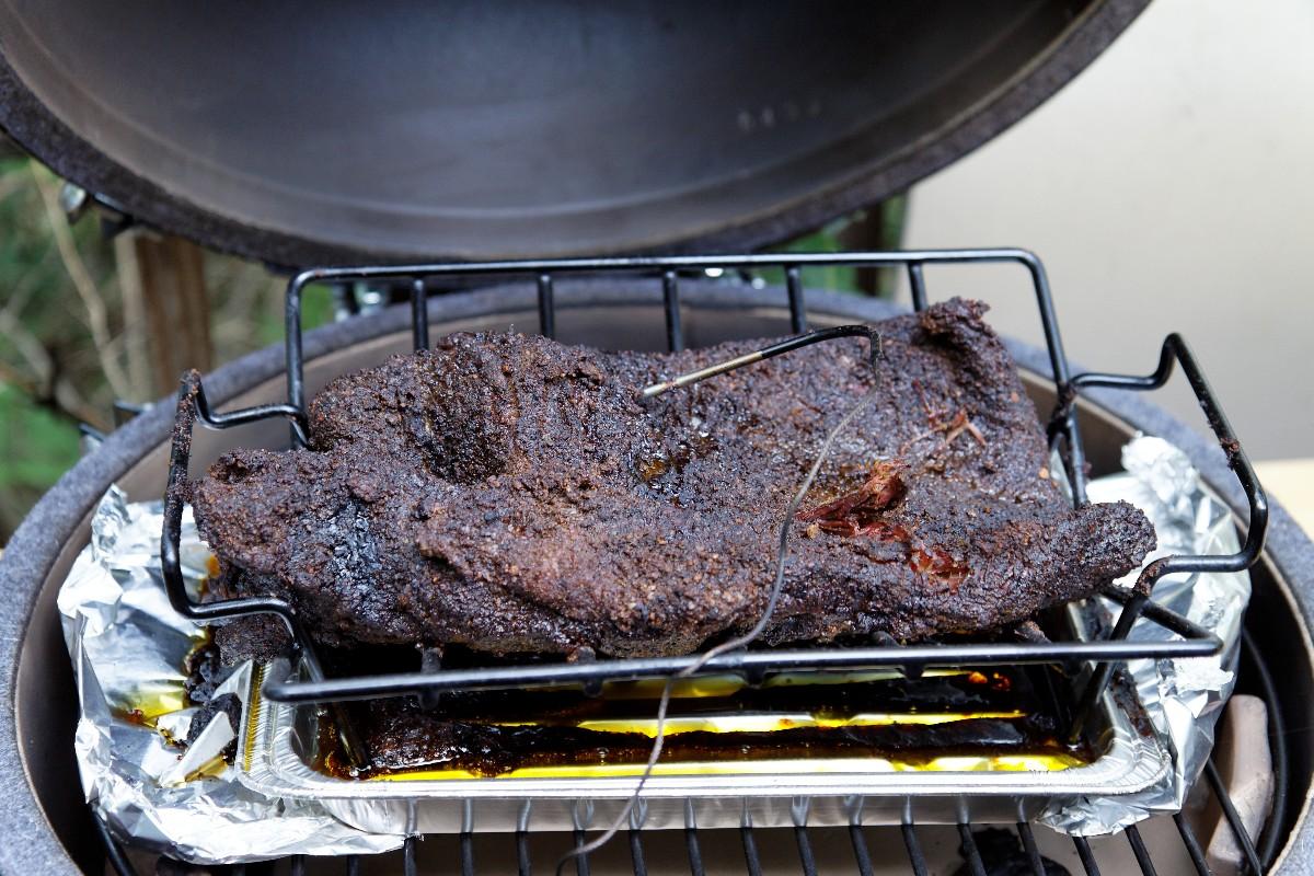 Resting and Slicing: Achieving Tender Perfection