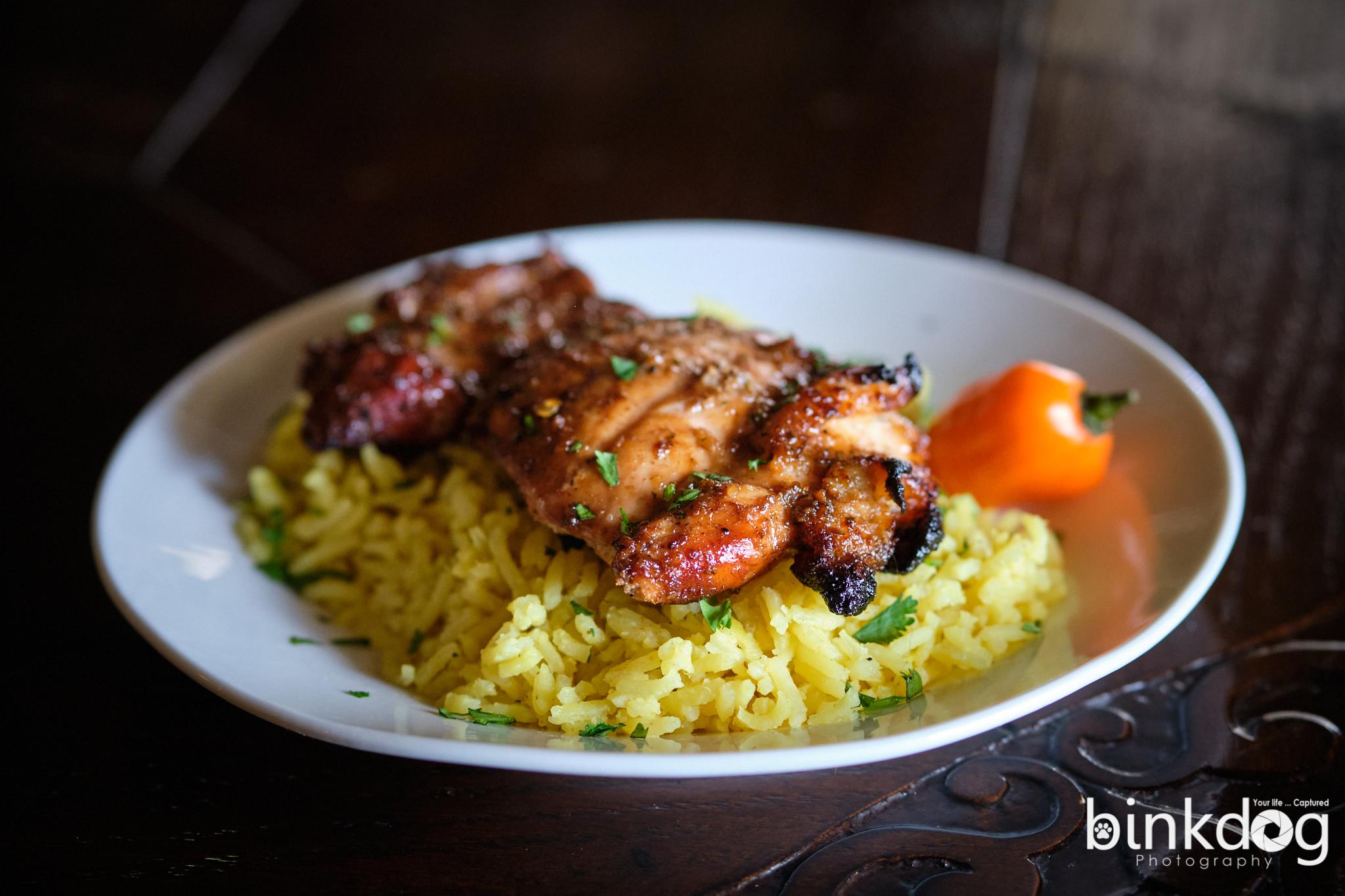 Pairing Suggestions: Complementary Sides and Drinks