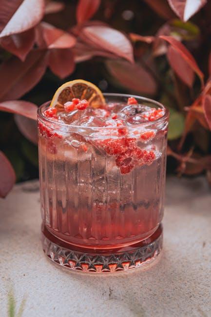 Mixology Tips for Perfect Summer Beverages