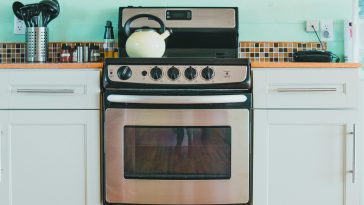 How to prepare oven-roasted root vegetables