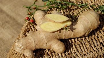 Immune-boosting tea recipes with ginger