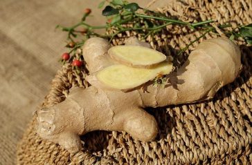 Immune-boosting tea recipes with ginger