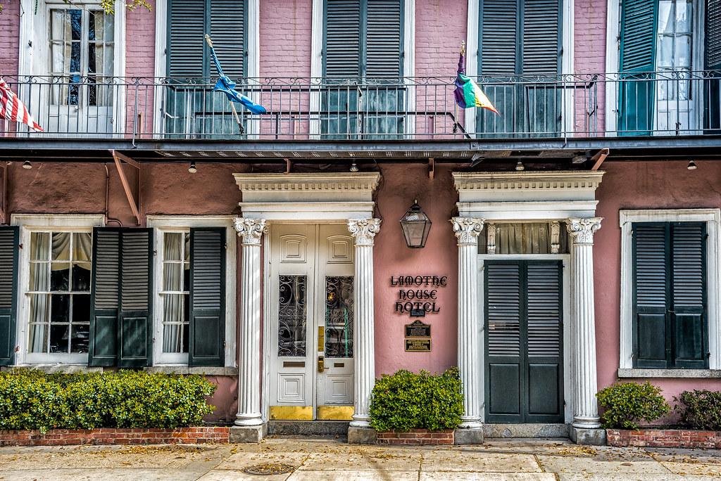 Hidden Gems and Local Favorites: A Food ⁢Lovers⁤ Guide