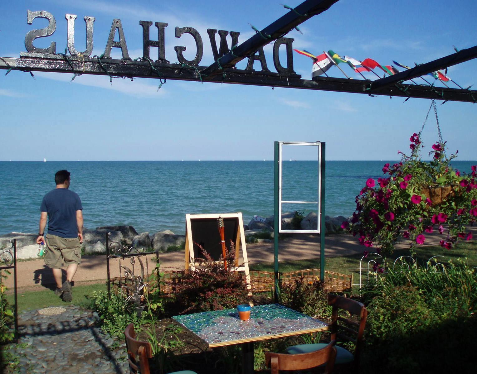 Unearthing Hidden Gems: Where Tradition Meets Taste in Chicago